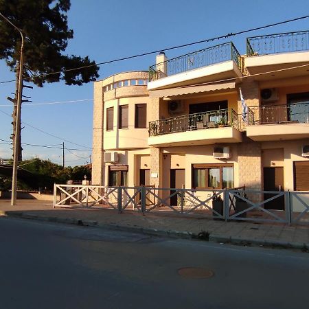 John'S Apartments Nea Michaniona Bagian luar foto